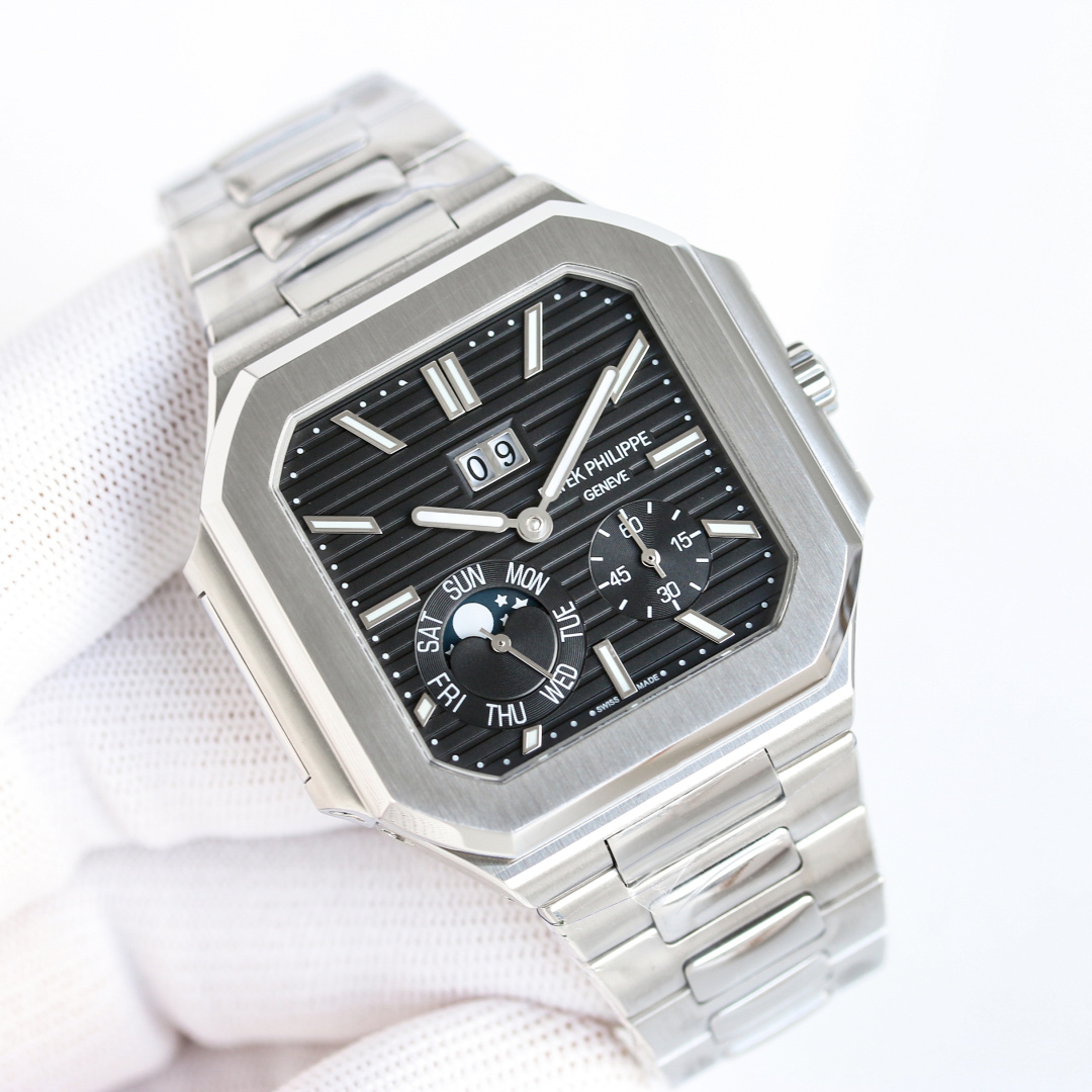 Square Nautilus-inspired 5822 Dark Gray Sunburst Annual Calendar Super Clone