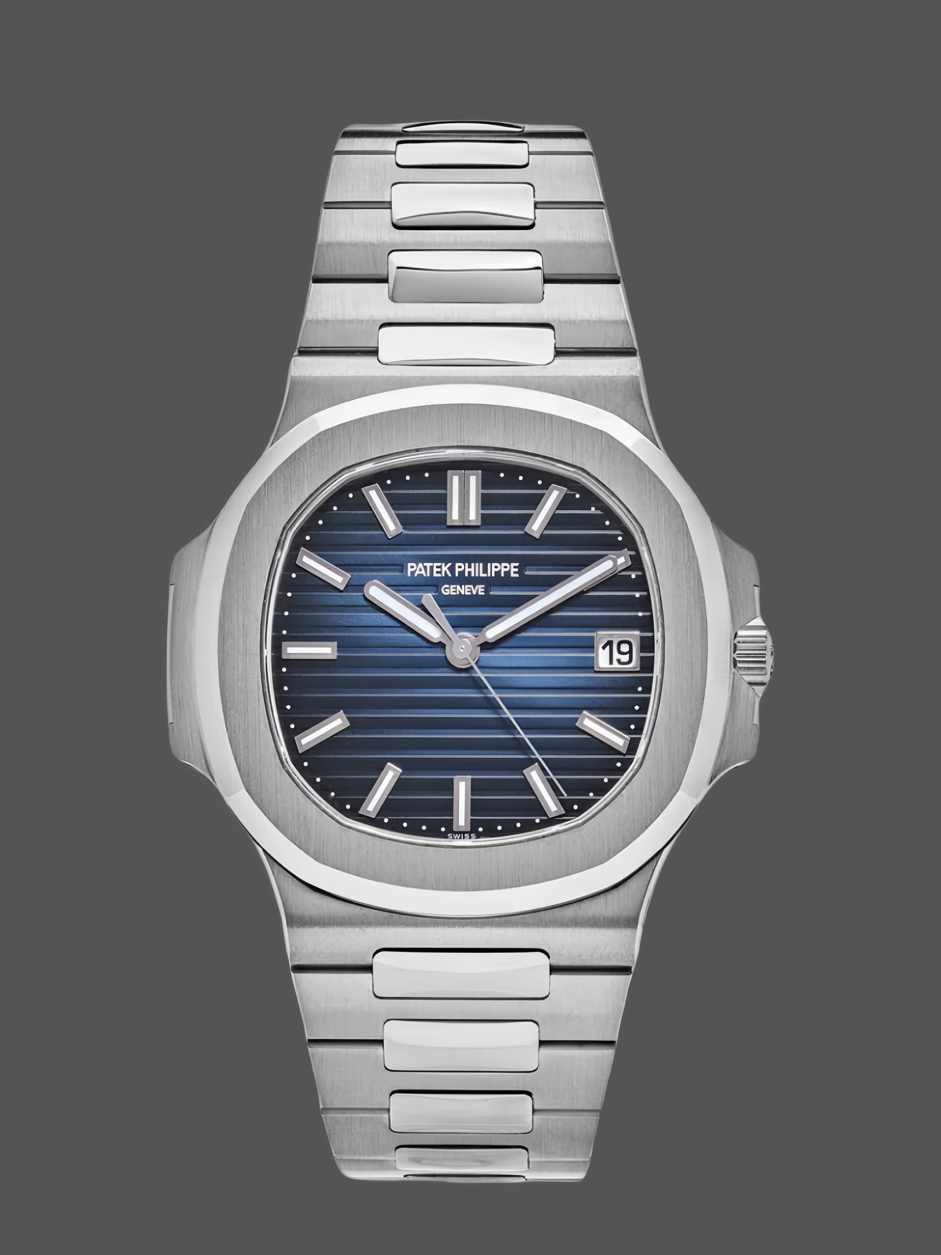 5811 1G 001 Super Clone Silver Blue Dial Mens Modern Sports Watch
