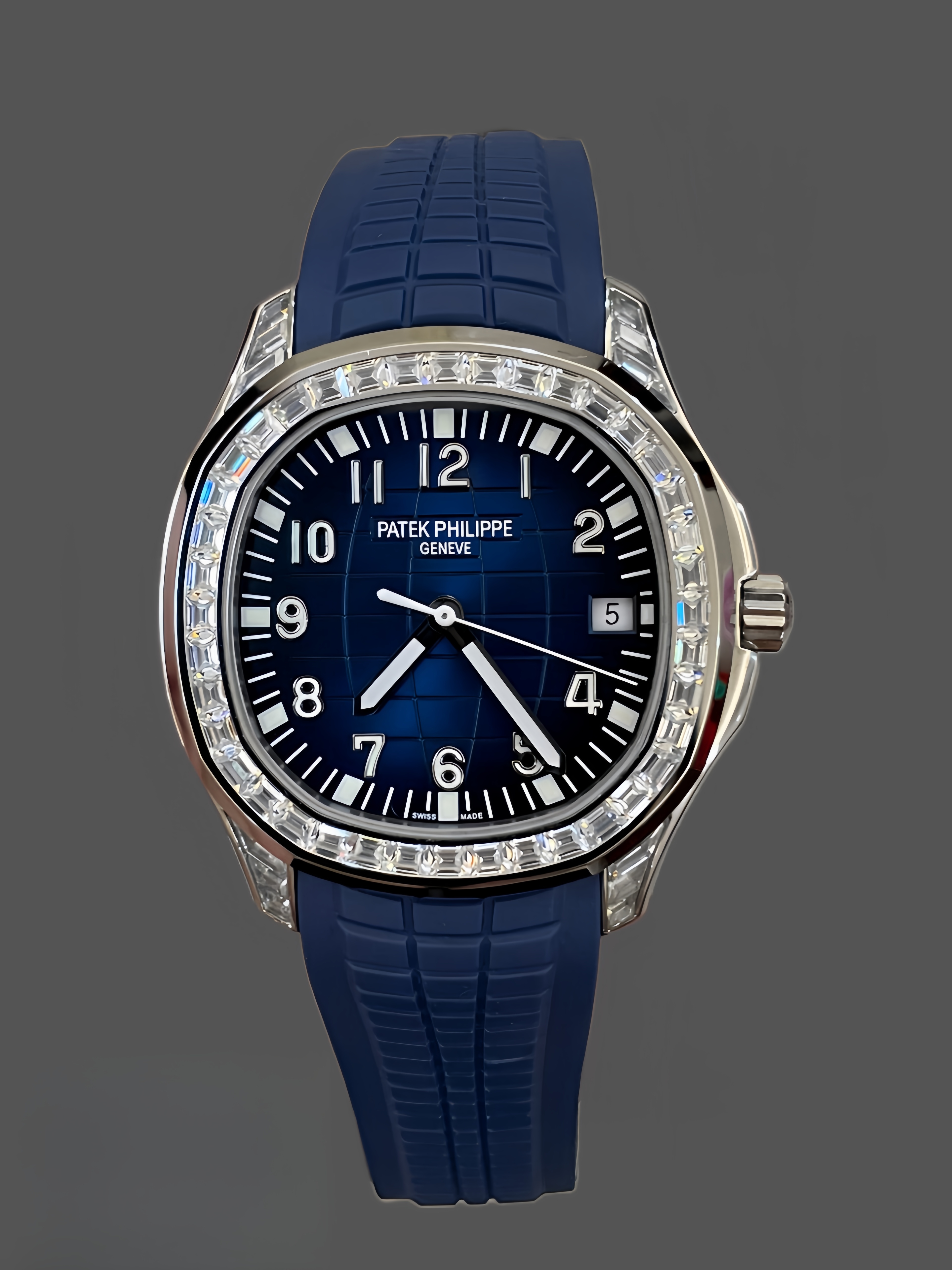 40.5MM Blue Dial Diamond‑Bezel Stainless Steel Casual Automatic Timepiece for Men