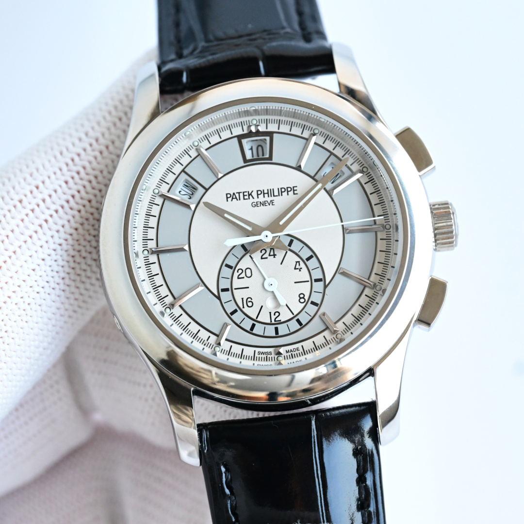 42mm Silver Sunburst Dial Multi-Function Chronograph Watch