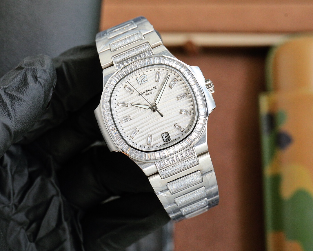 Patek Philippe Nautilus 7118 Super Clone | White Dial Ladies Automatic