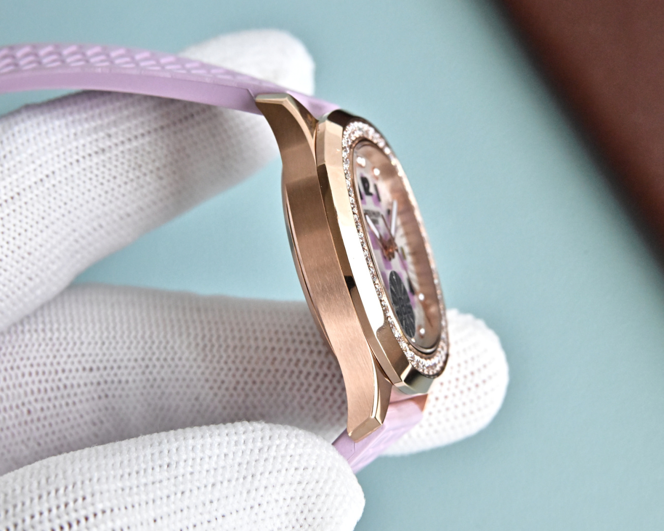 Rose Gold Checkerboard Dial Quartz Watch with Diamond Bezel – 5067A Style Design