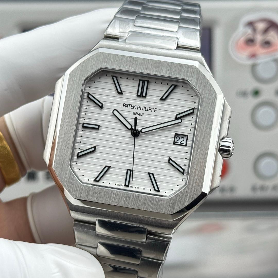 Square Nautilus-inspired 5821 White Sunburst Full Steel Super Clone