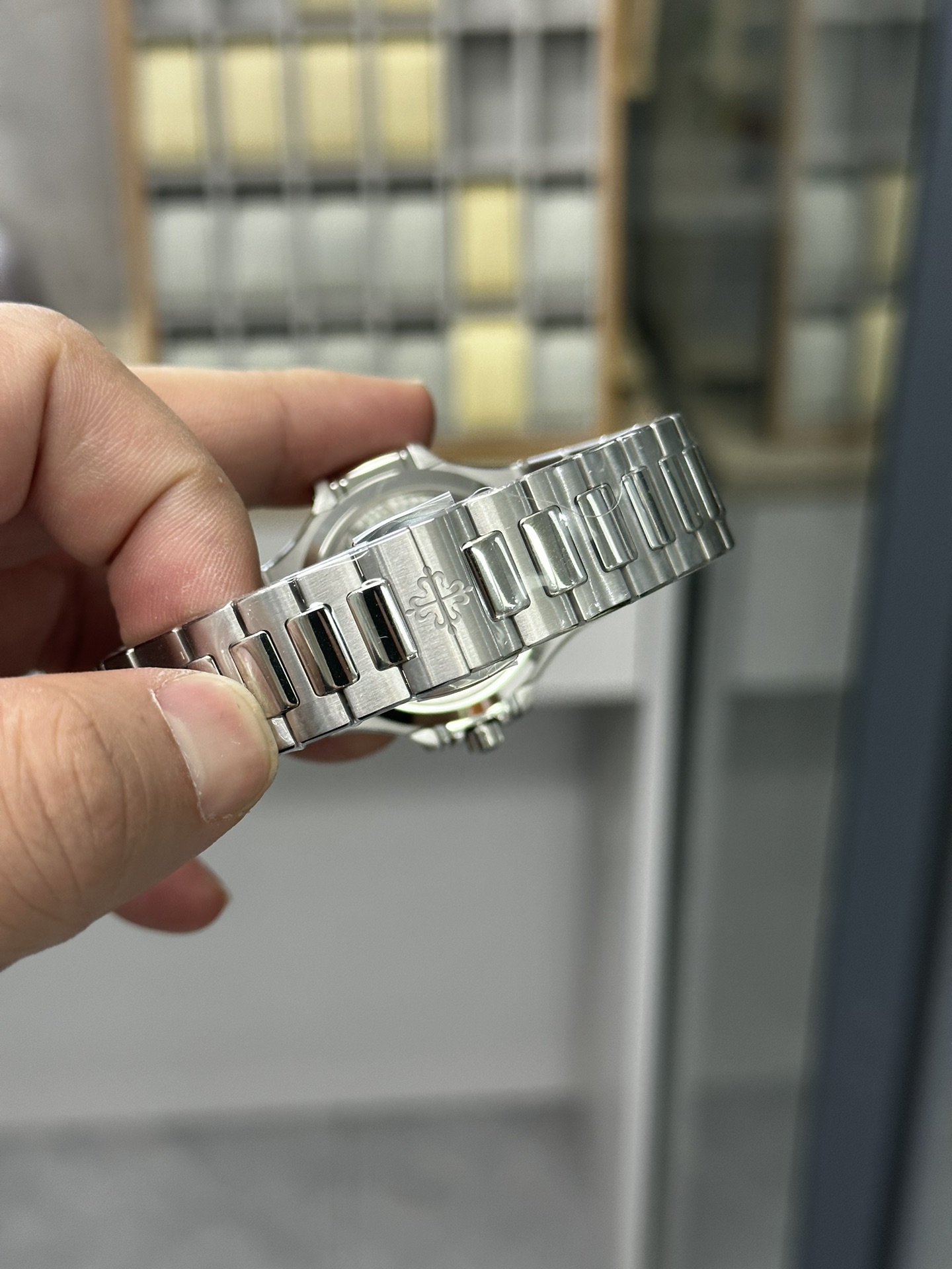 Nautilus 7118 1200A 011 Super Clone Silver Grey Dial Ladies Watch