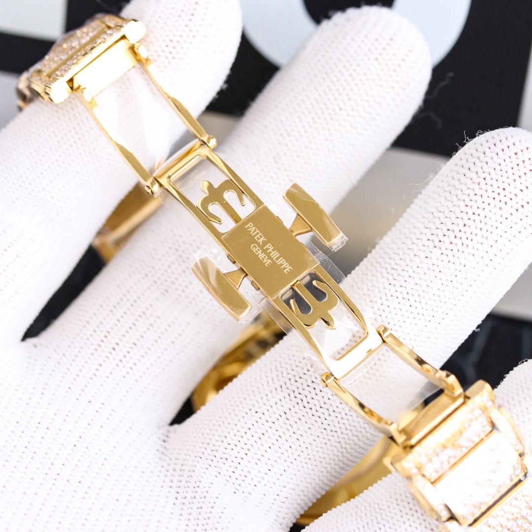 Patek Philippe 7300 Super Clone 7300 1450R 001 Elegant Ladies Timepiece