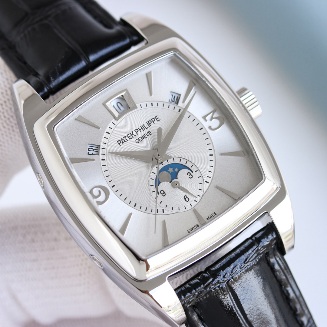 5135G-001 Super Clone | Gondolo Calendario White Gold Annual Calendar