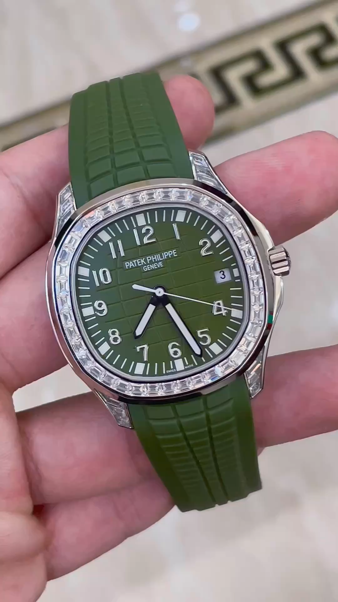 Patek Philippe Aquanaut 5167 300G 010 Super Clone Multi-Tone Dial Mens Watch