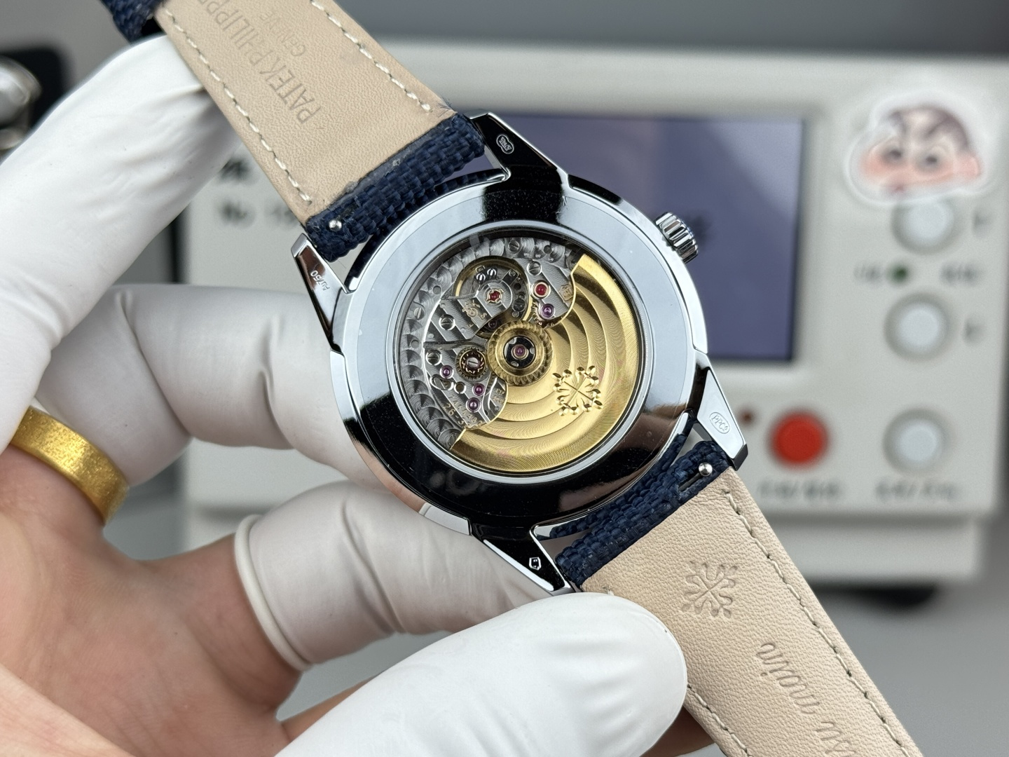 Deep Blue Gradient Cal.26-330 SC Chronograph with Vintage Camera Texture – 5226 Style Design