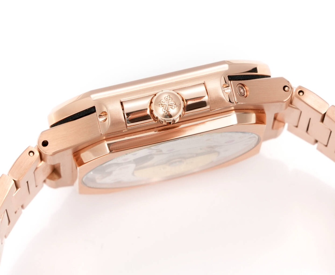 Square Nautilus-inspired 5822 Navy Blue Sunburst Annual Calendar Full Rose Gold Super Clone