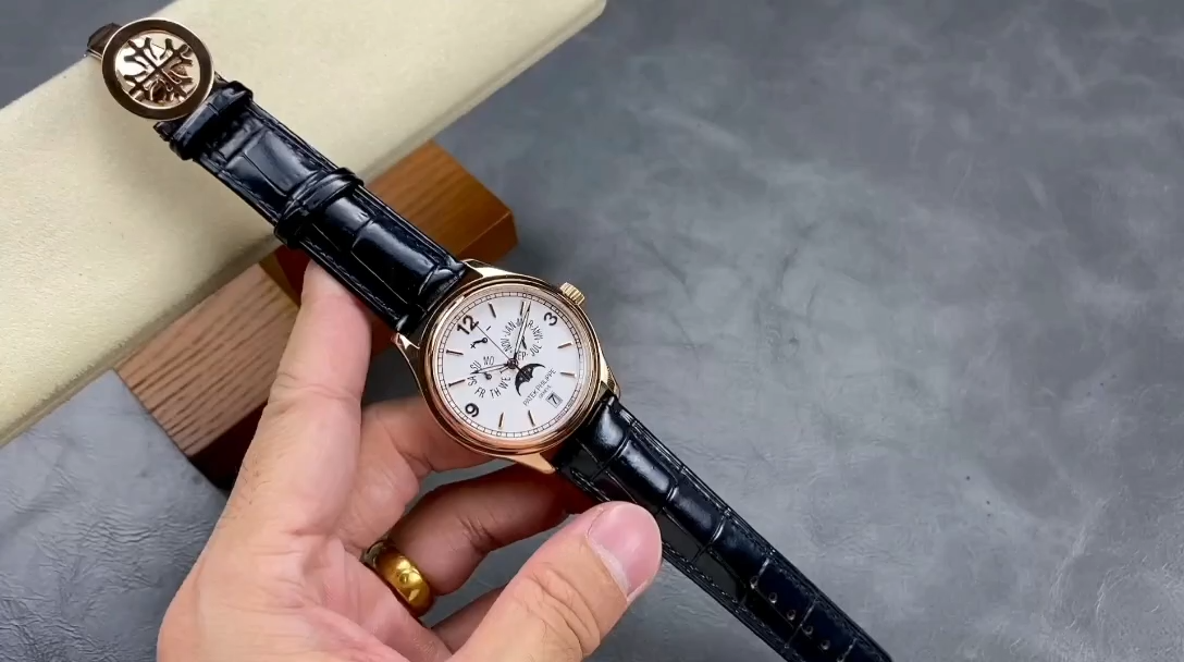 Patek Philippe 5146R Super clone Complications Yellow Gold Round Watch
