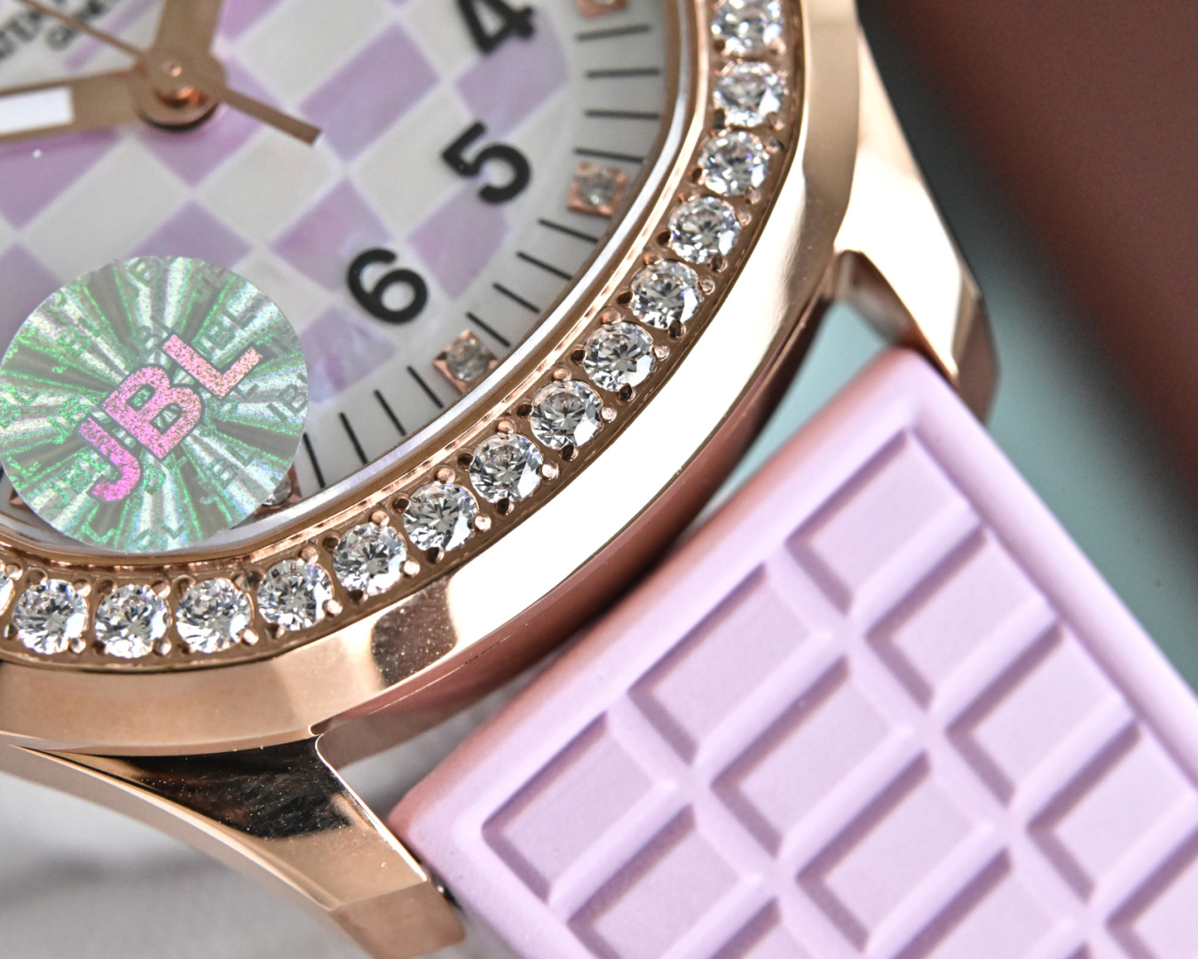 Rose Gold Checkerboard Dial Quartz Watch with Diamond Bezel – 5067A Style Design