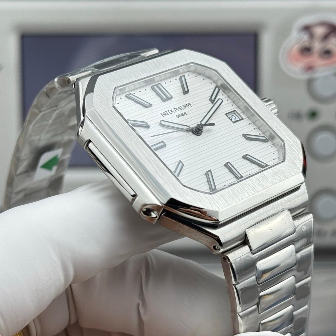 Square Nautilus-inspired 5821 White Sunburst Full Steel Super Clone