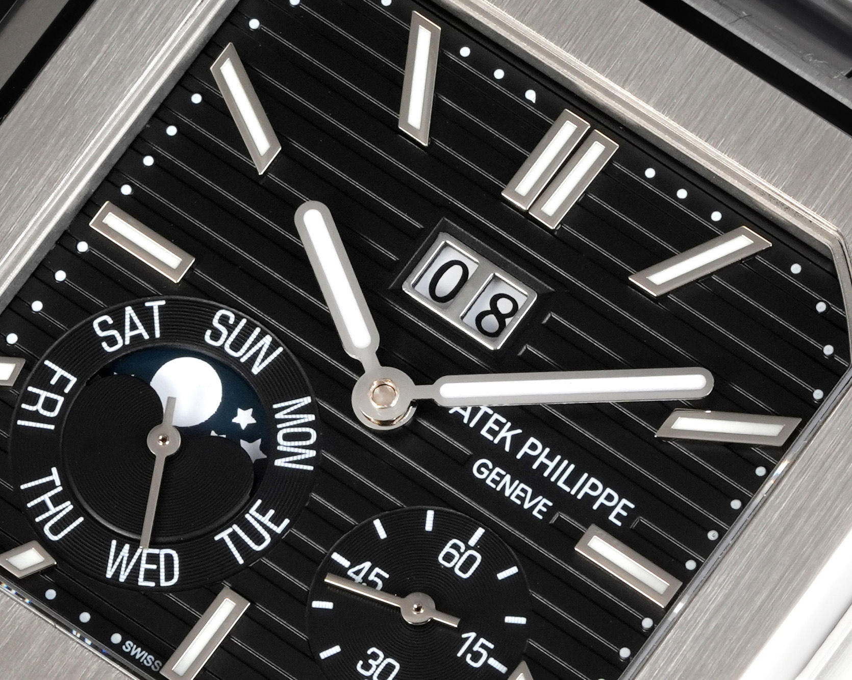 Square Nautilus-inspired 5822 Black Sunburst Annual Calendar Super Clone