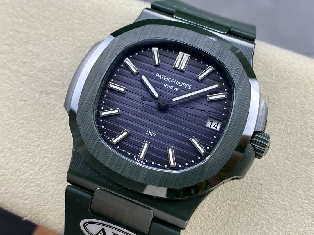 Nautilus 5711 40 Super Clone – 40MM Black‑Green Fiber Blue Dial Mens Rubber Strap Watch