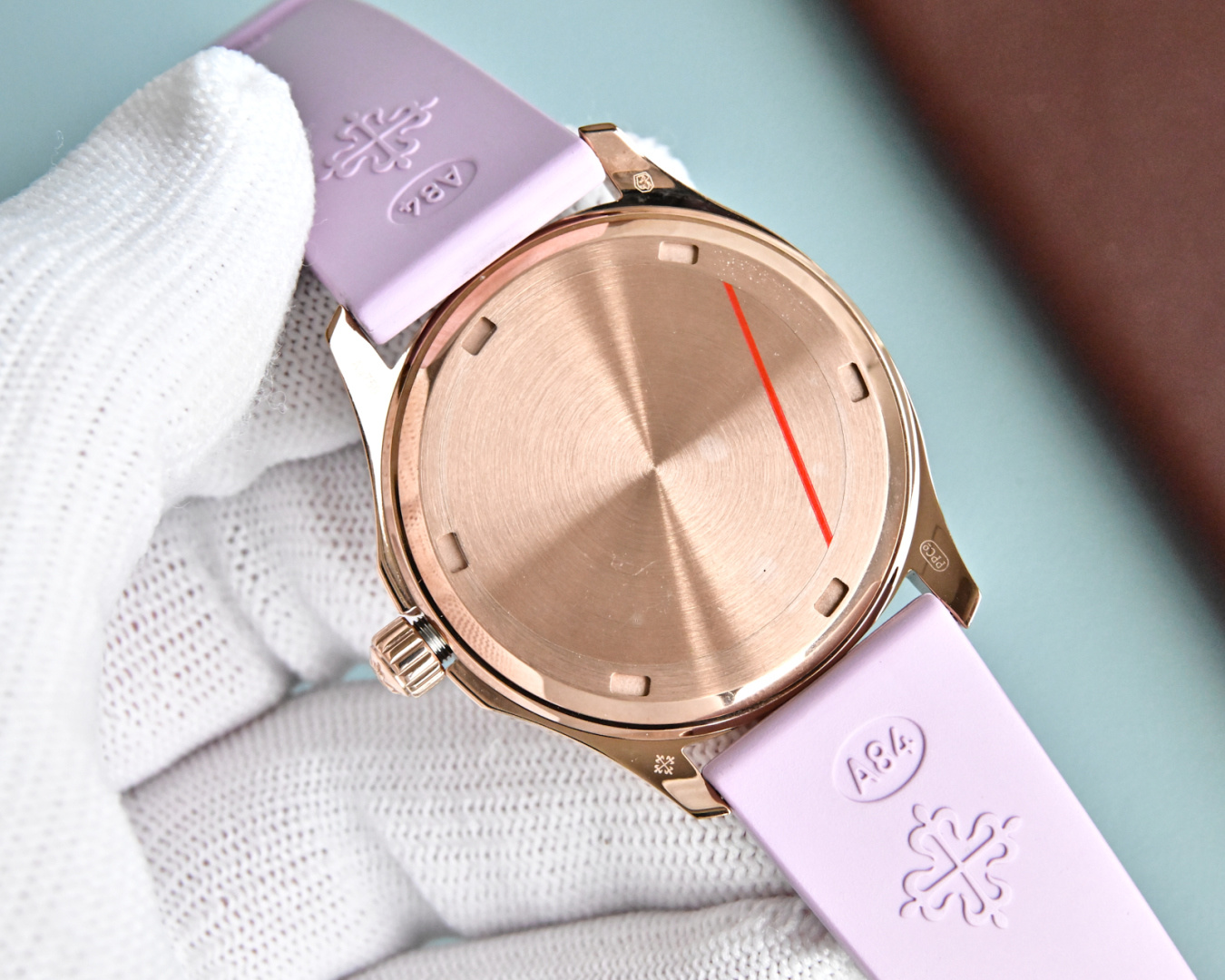 Rose Gold Checkerboard Dial Quartz Watch with Diamond Bezel – 5067A Style Design
