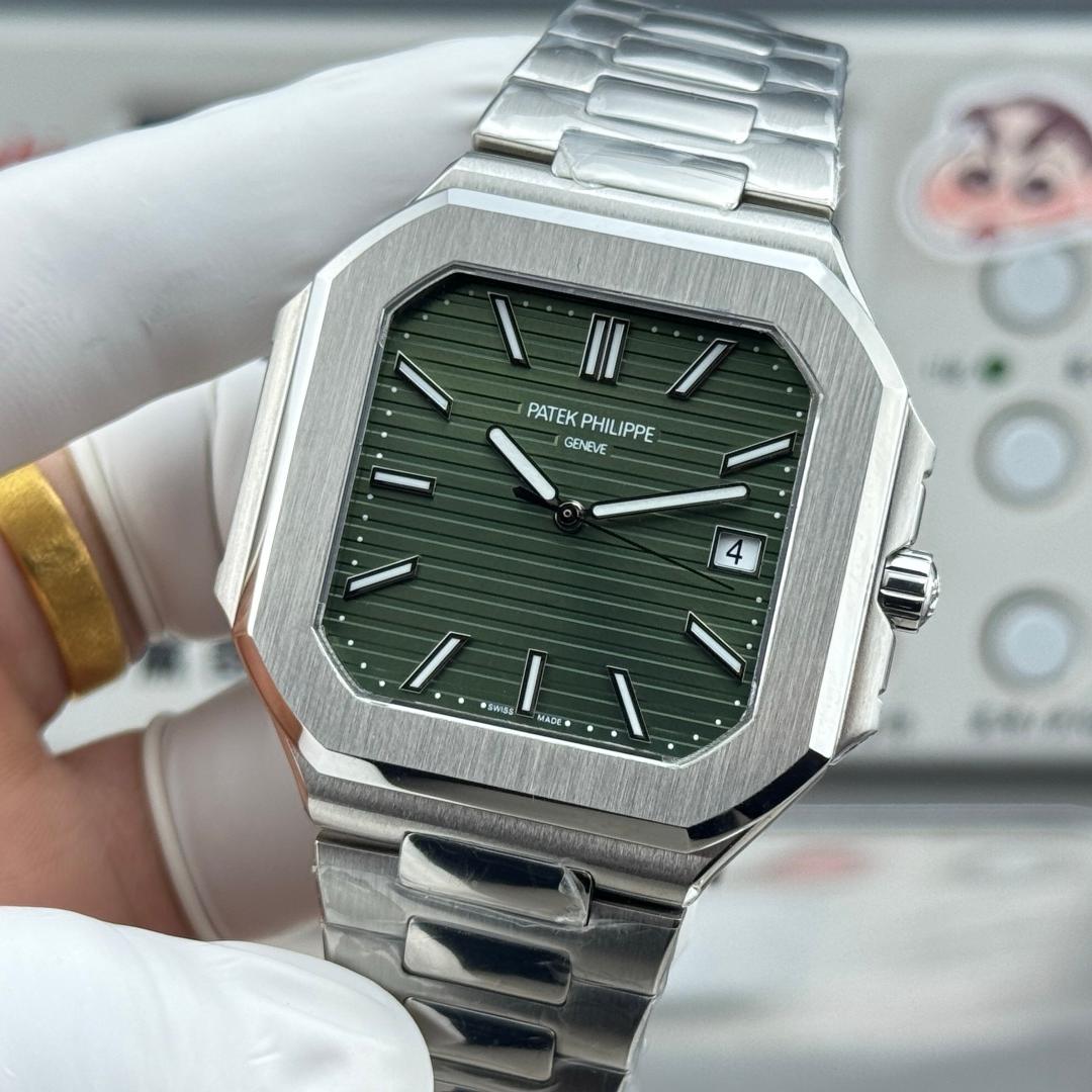 Square Nautilus-inspired 5821/1A-001 Super Clone