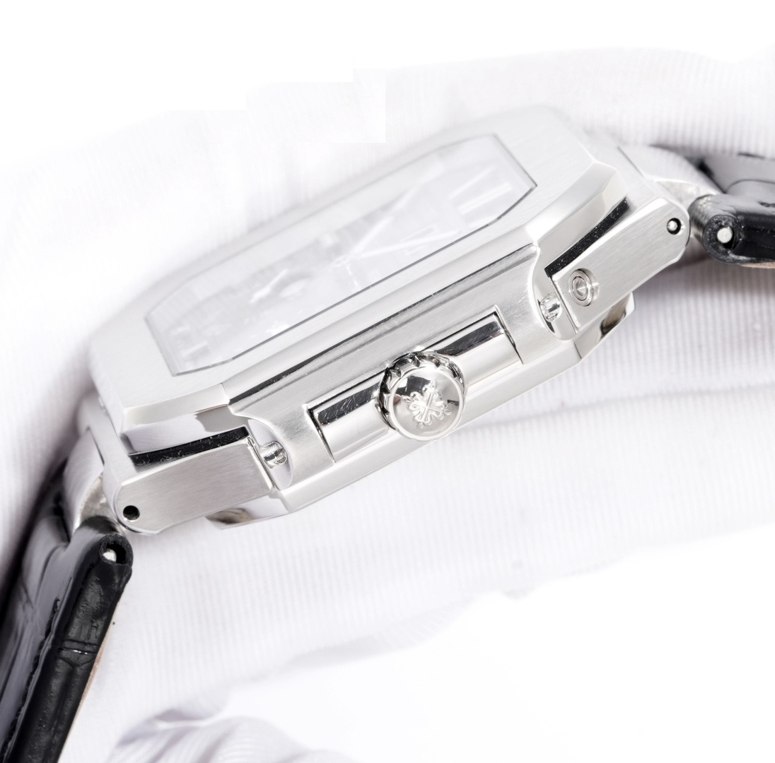 Square Nautilus-inspired 5822 Black Sunburst Annual Calendar Steel Leather Strap Super Clone