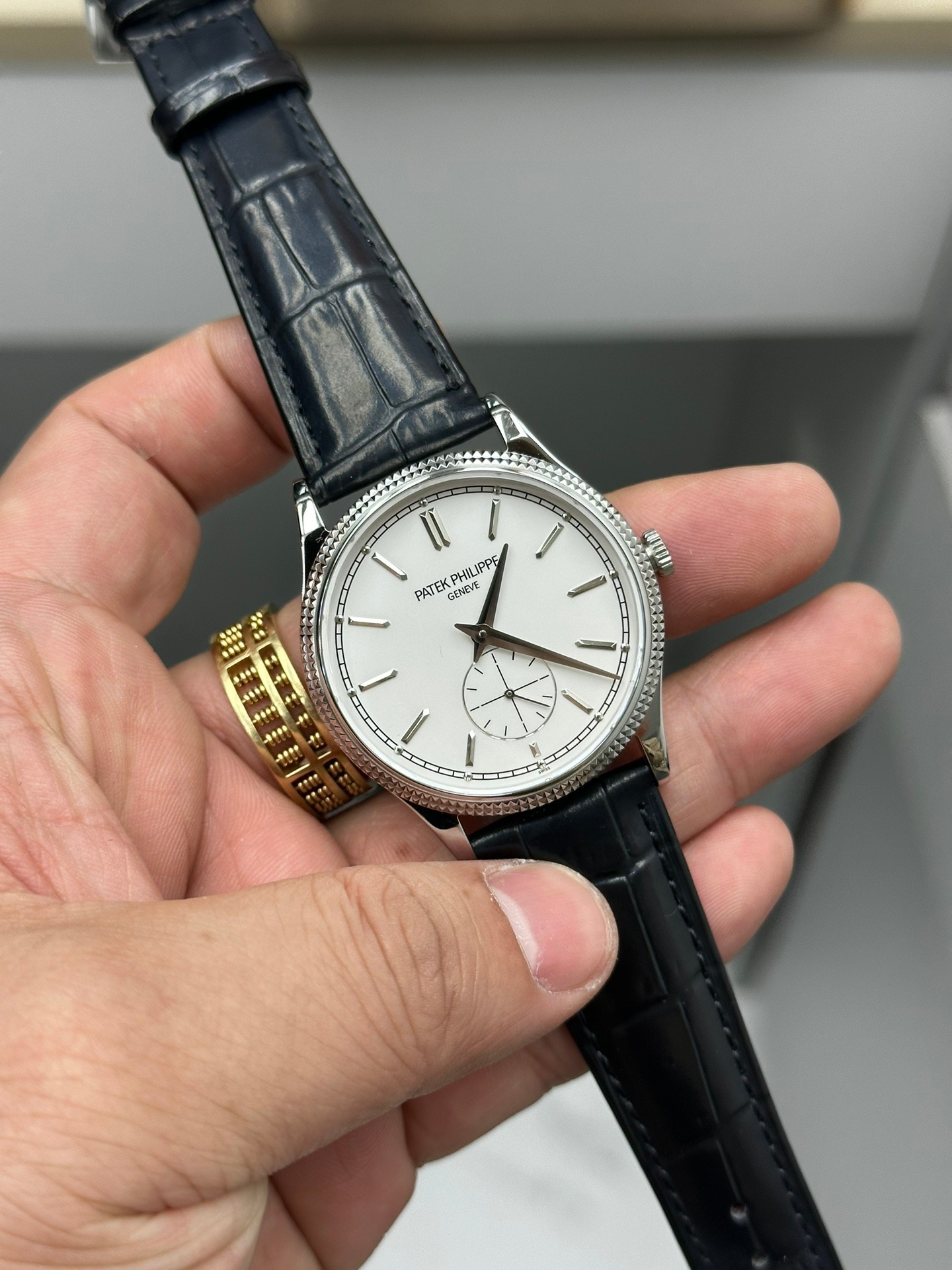 Calatrava 6119G 001 Super Clone White Gold Black Dial Unisex Watch