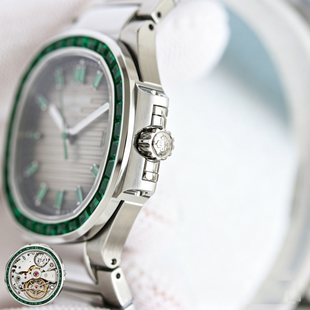 35.2mm Grey Dial Emerald Nautilus-inspired Super Clone