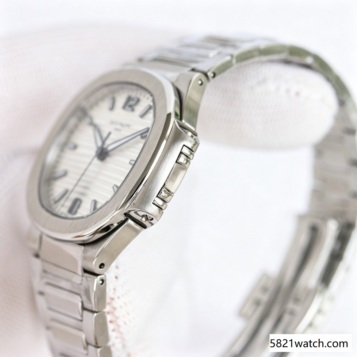 White Gold Diamond Ladies Watch with Silvery Striped Dial | Nautilus-Inspired Modern Haute Joaillerie