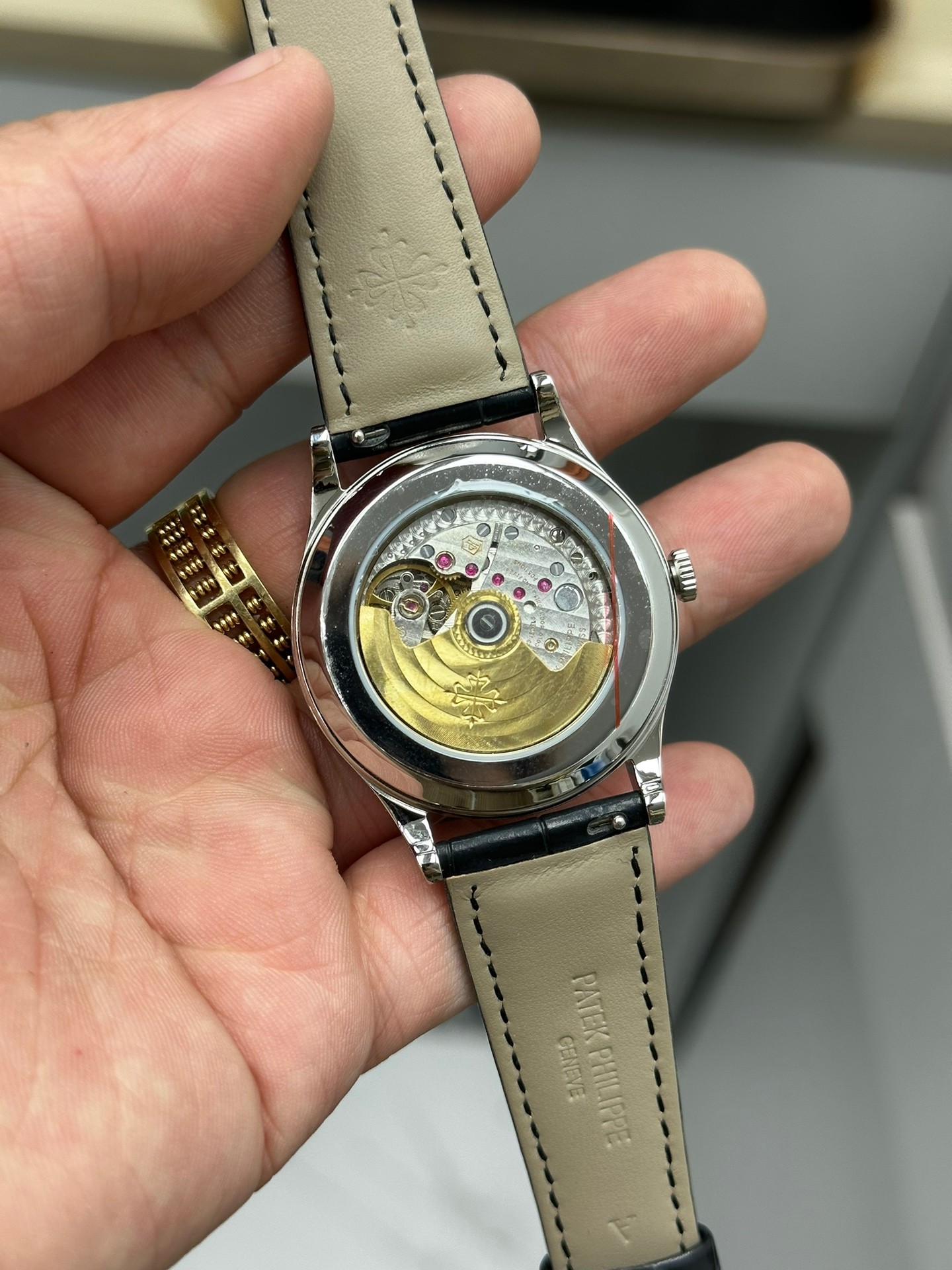 Calatrava 6119G 001 Super Clone White Gold Black Dial Unisex Watch