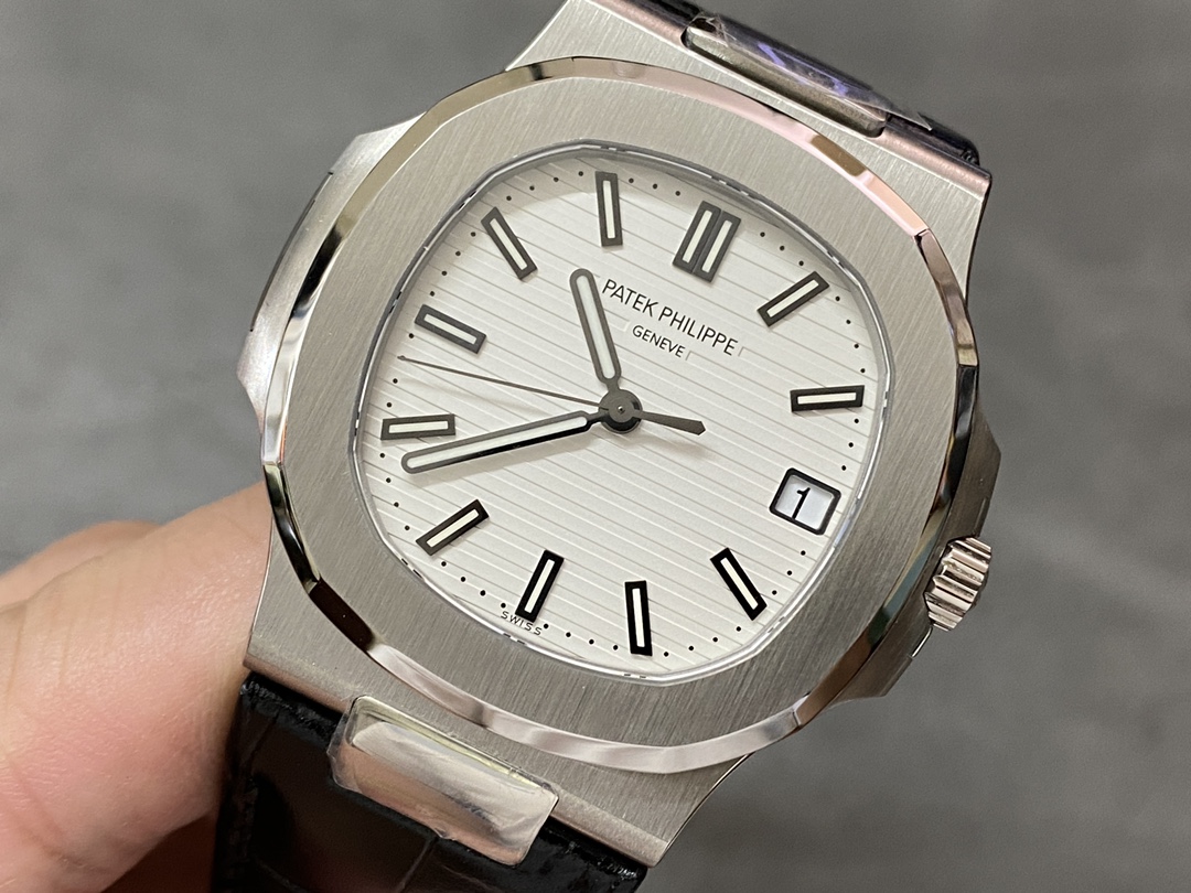 Nautilus 5711 1A Super Clone – 40MM Silver Titanium White Dial Leather Strap Mens Watch