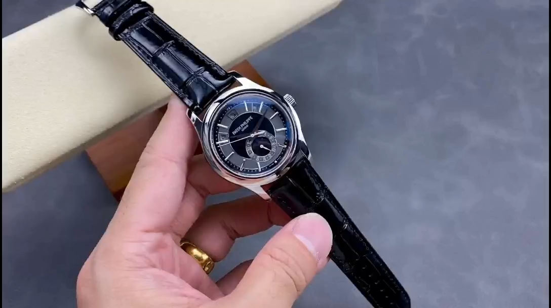 40mm Grey Dial White Gold Complications Understated Timepiece for Men