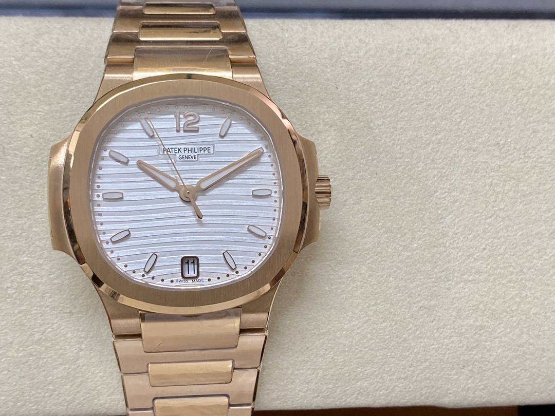 Nautilus 7118 1R 001 Super Clone Rose Gold Silver Dial Ladies Watch