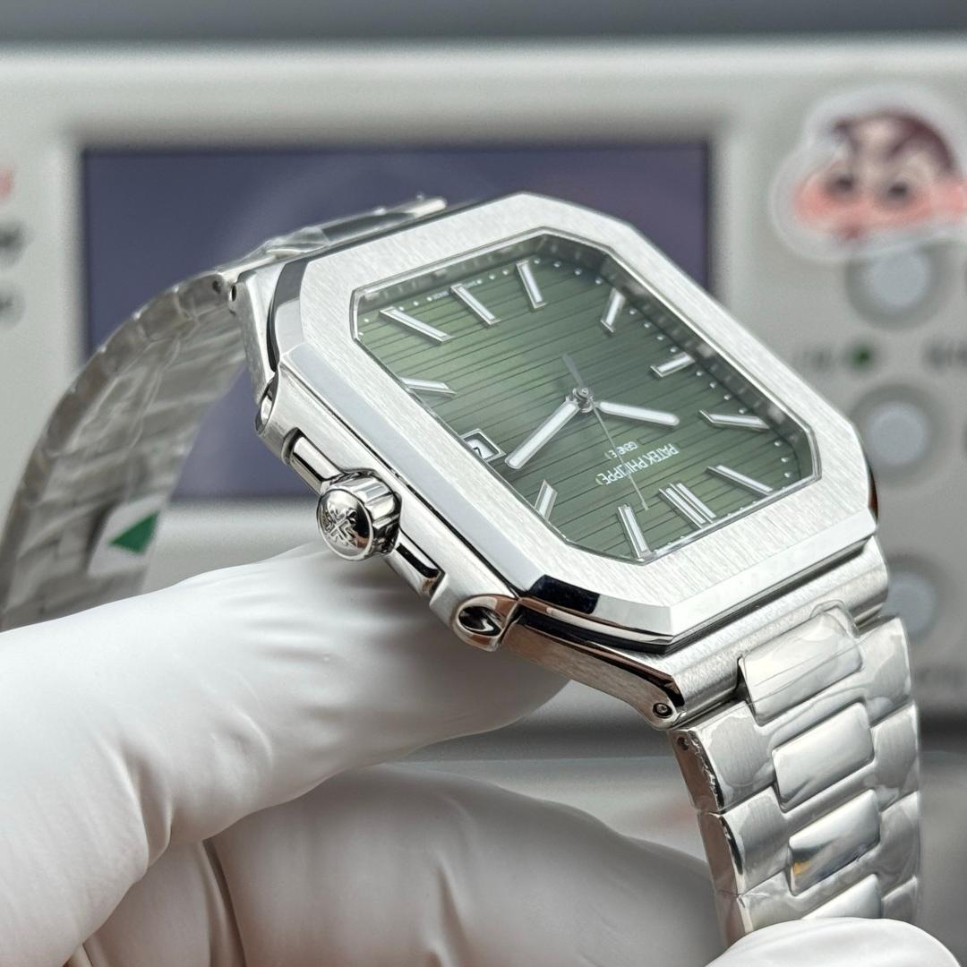 Square Nautilus-inspired 5821/1A-001 Super Clone