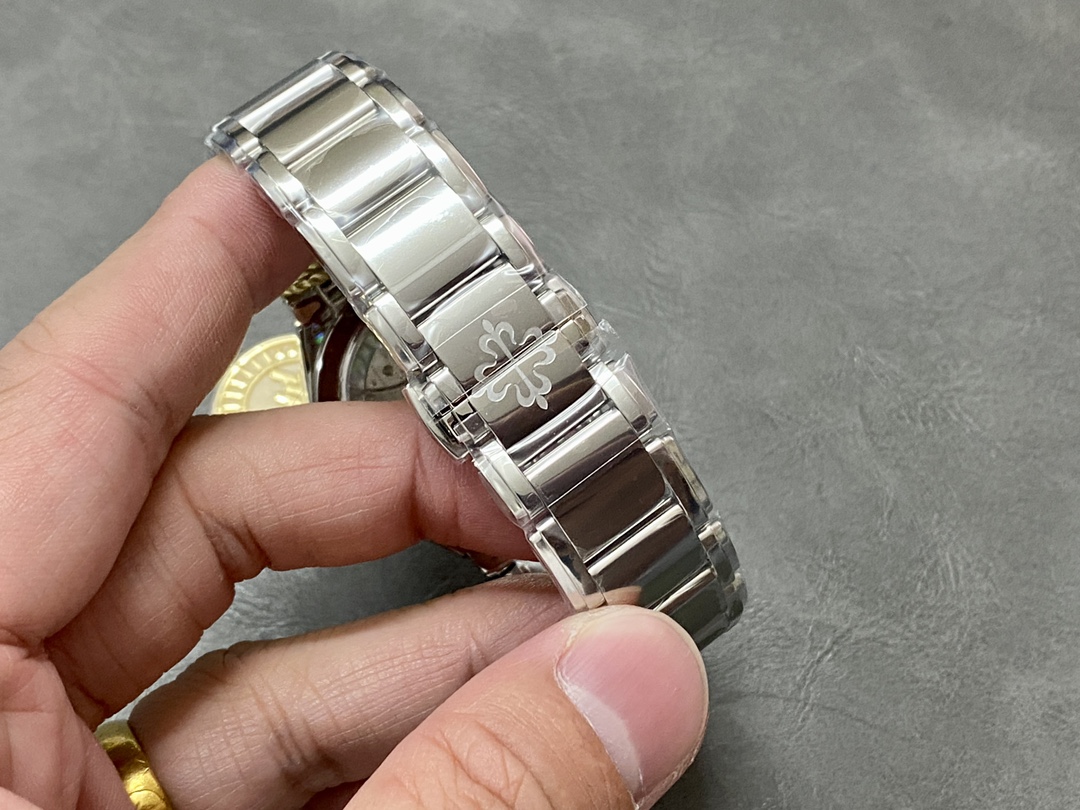 Patek Philippe 7300 1200A 010 Super Clone Twenty~4 Elegant Lady Watch