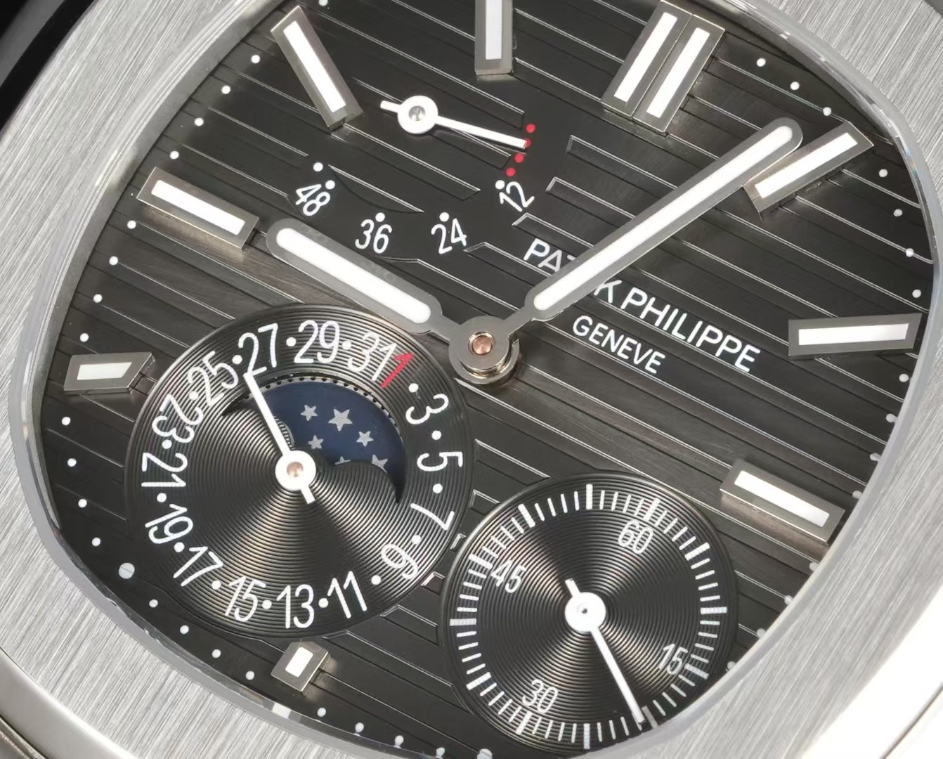 Super clone 5712 Watch – Black Dial Elegance