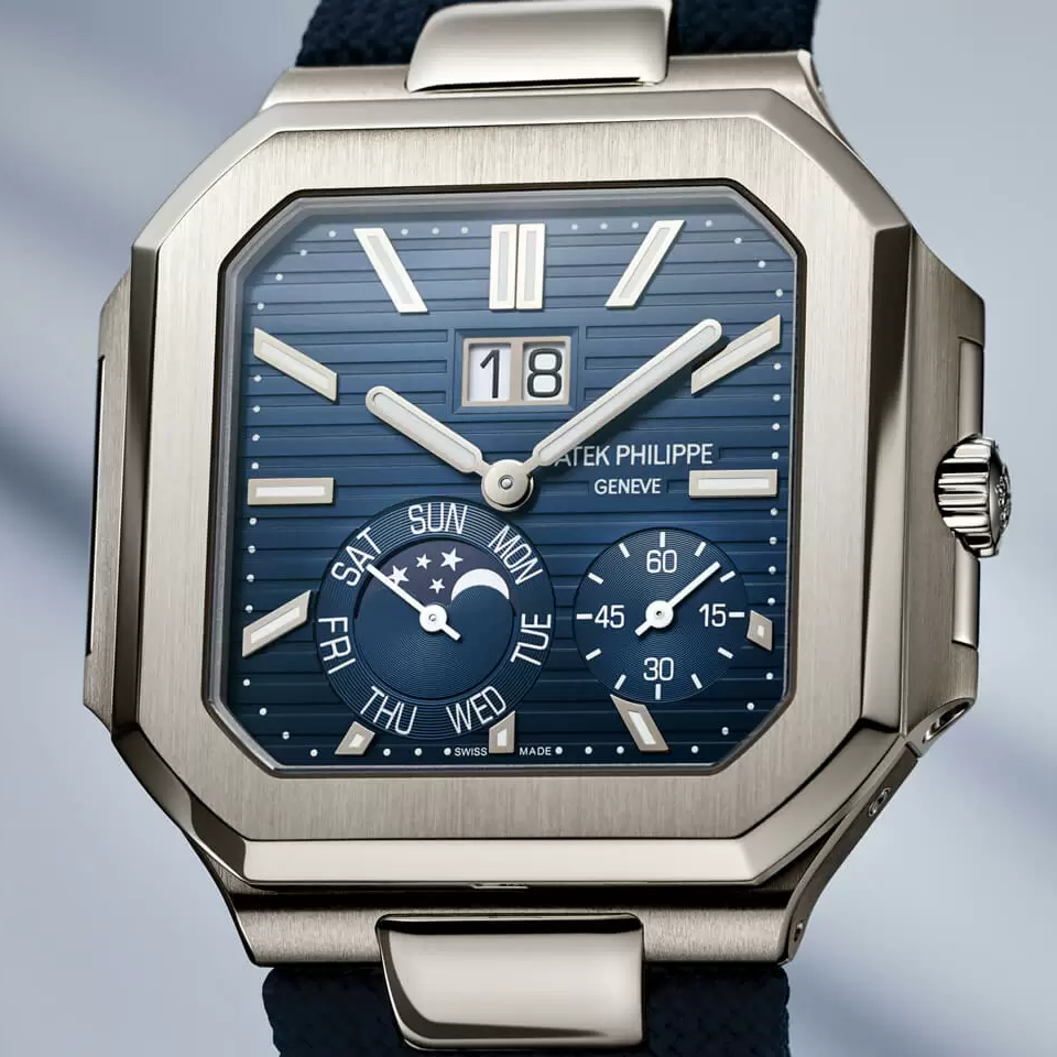 Nautilus-inspired 5822 Watch Super Clone: 5822 Platinum Craft