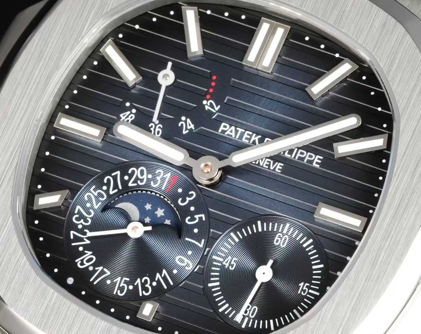 Super clone 5712 Watch – Blue Gradient Dial