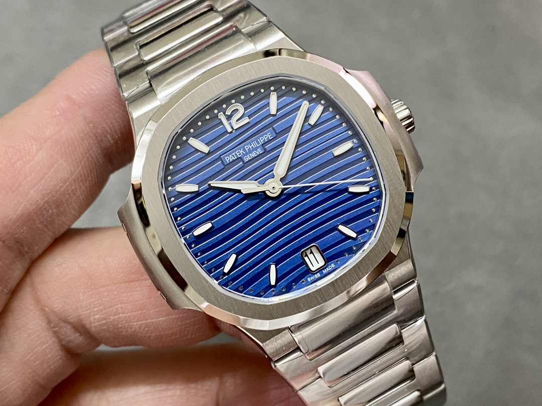 Nautilus 7118 1A 001 Super Clone Silver Blue Dial Ladies Watch