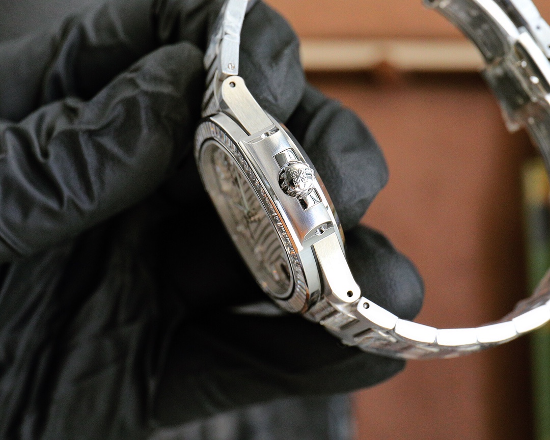 Patek Philippe Nautilus 7118 Super Clone | White Dial Ladies Automatic