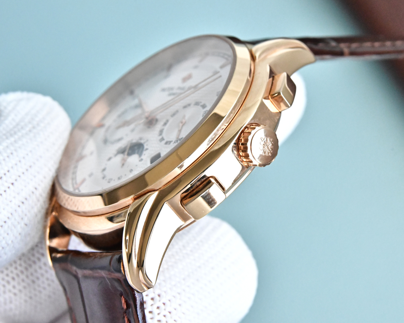 5204 Super Clone | Craftsmanship Meets Complications