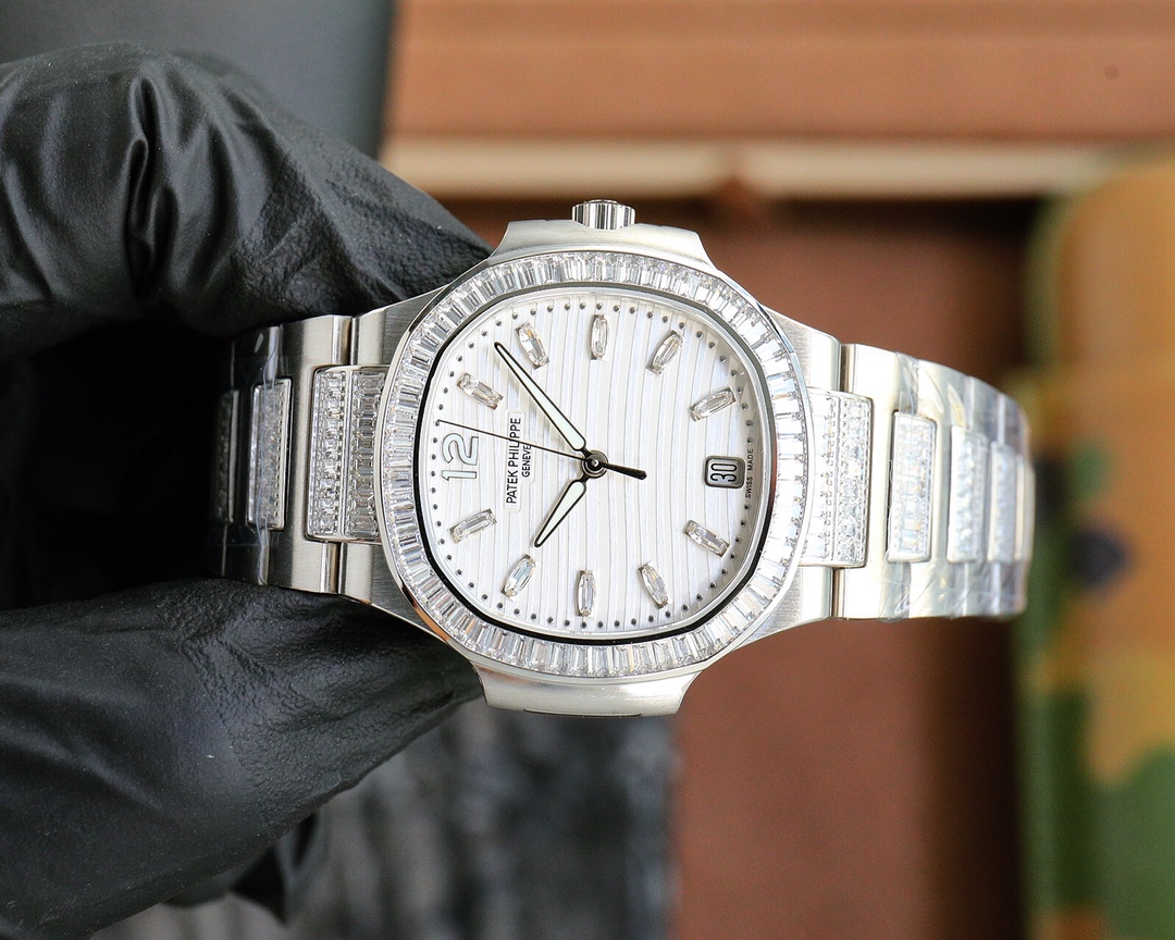 Patek Philippe Nautilus 7118 Super Clone | White Dial Ladies Automatic